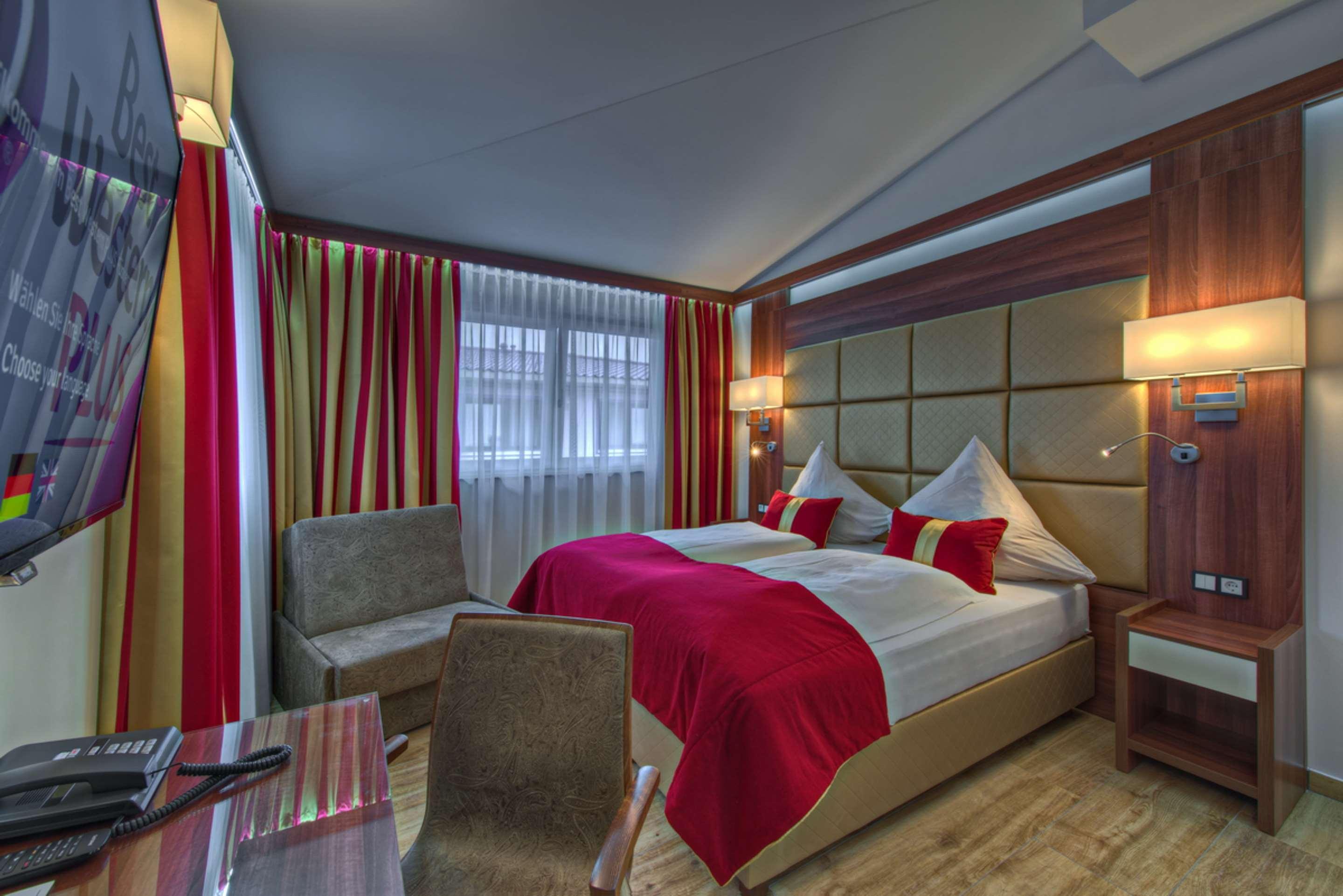Best Western Plus, Bathurst Hotel & Suites Экстерьер фото