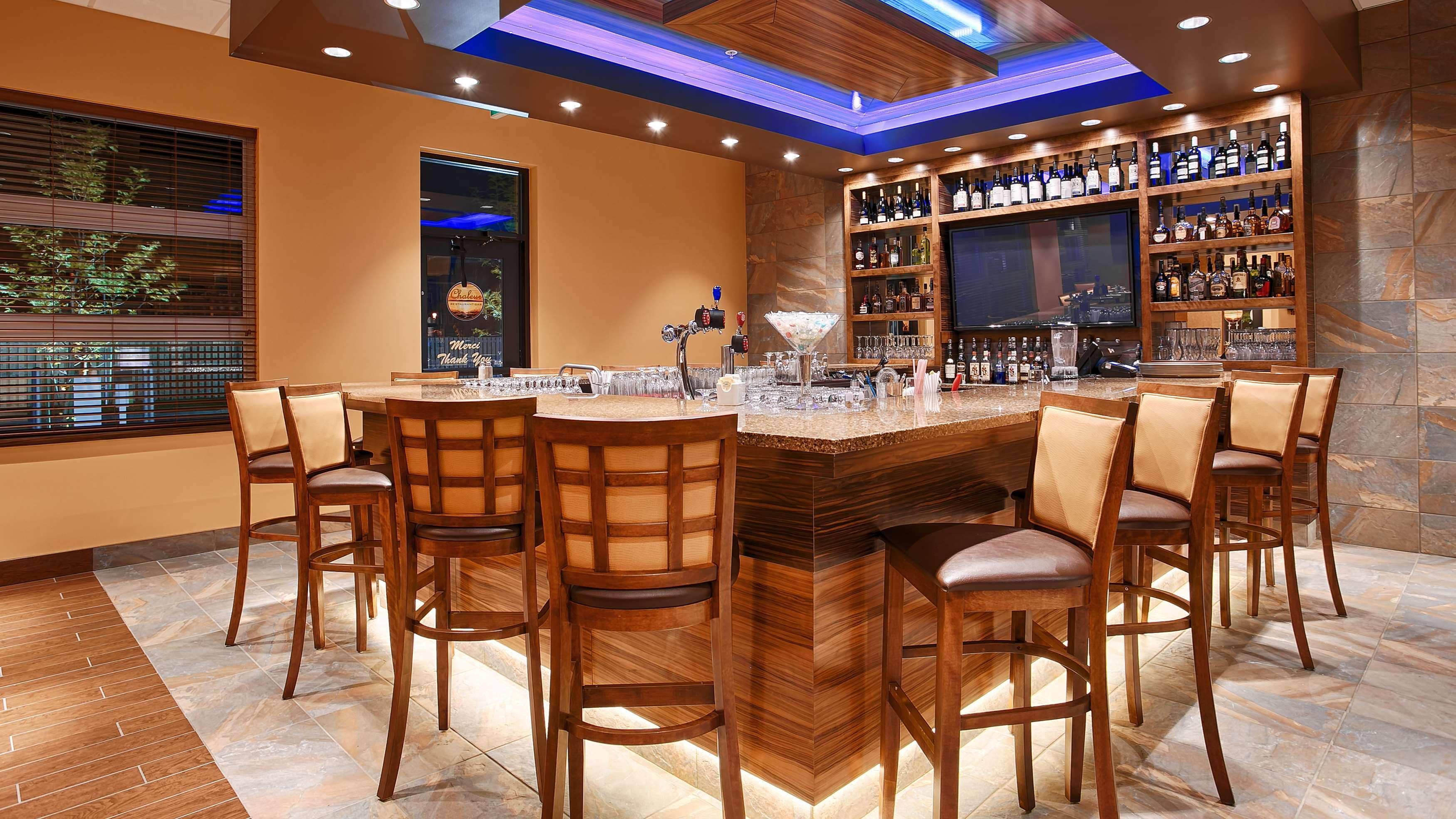 Best Western Plus, Bathurst Hotel & Suites Экстерьер фото